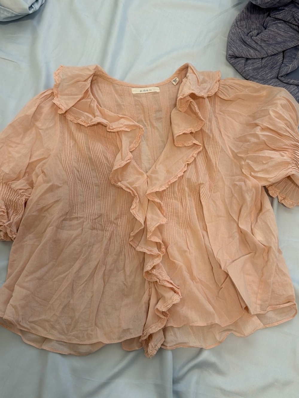 Doen Henri Ruffle Blouse in Blush Pink
